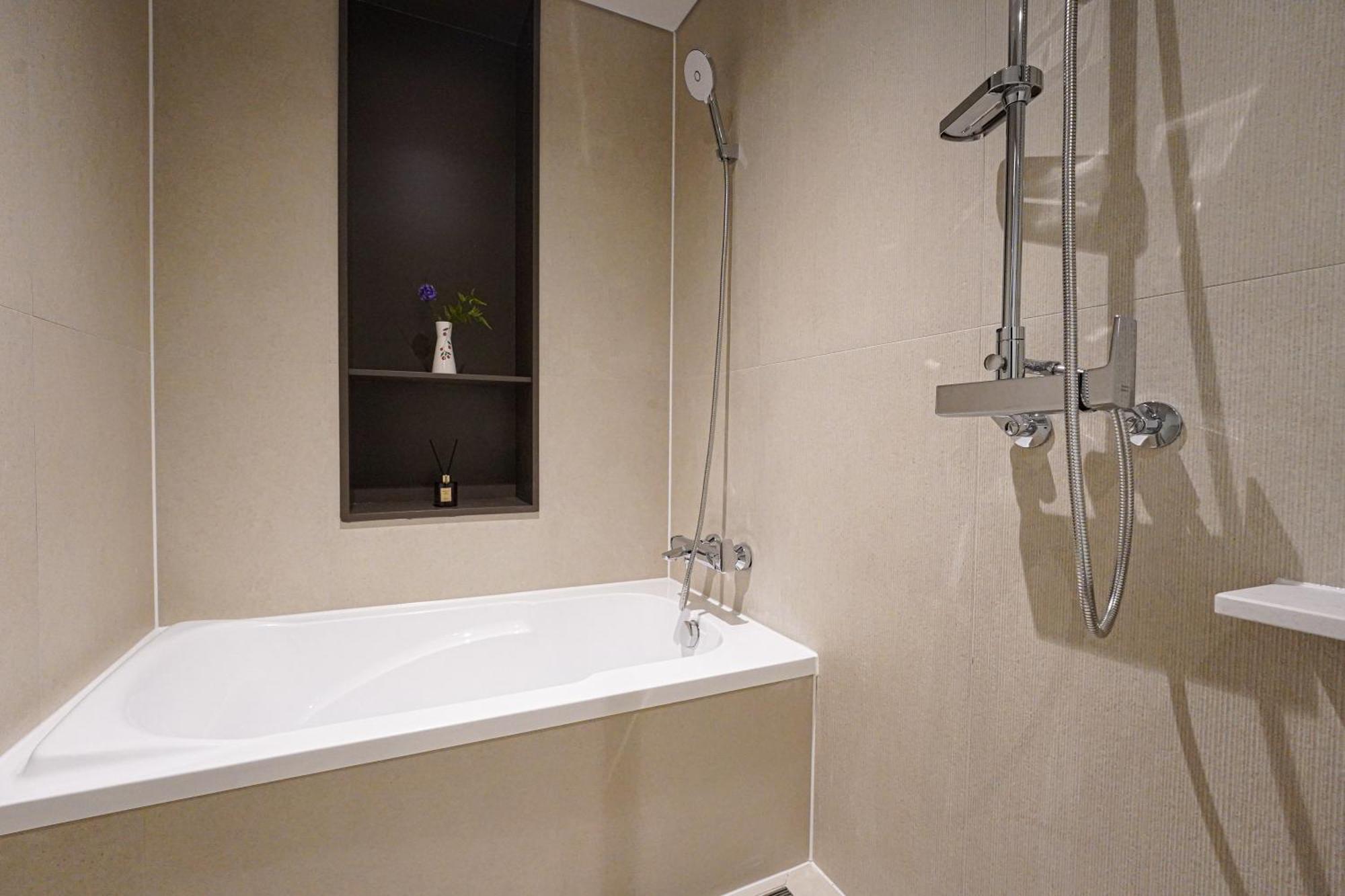 Hotel Ground27 Пусан Екстериор снимка