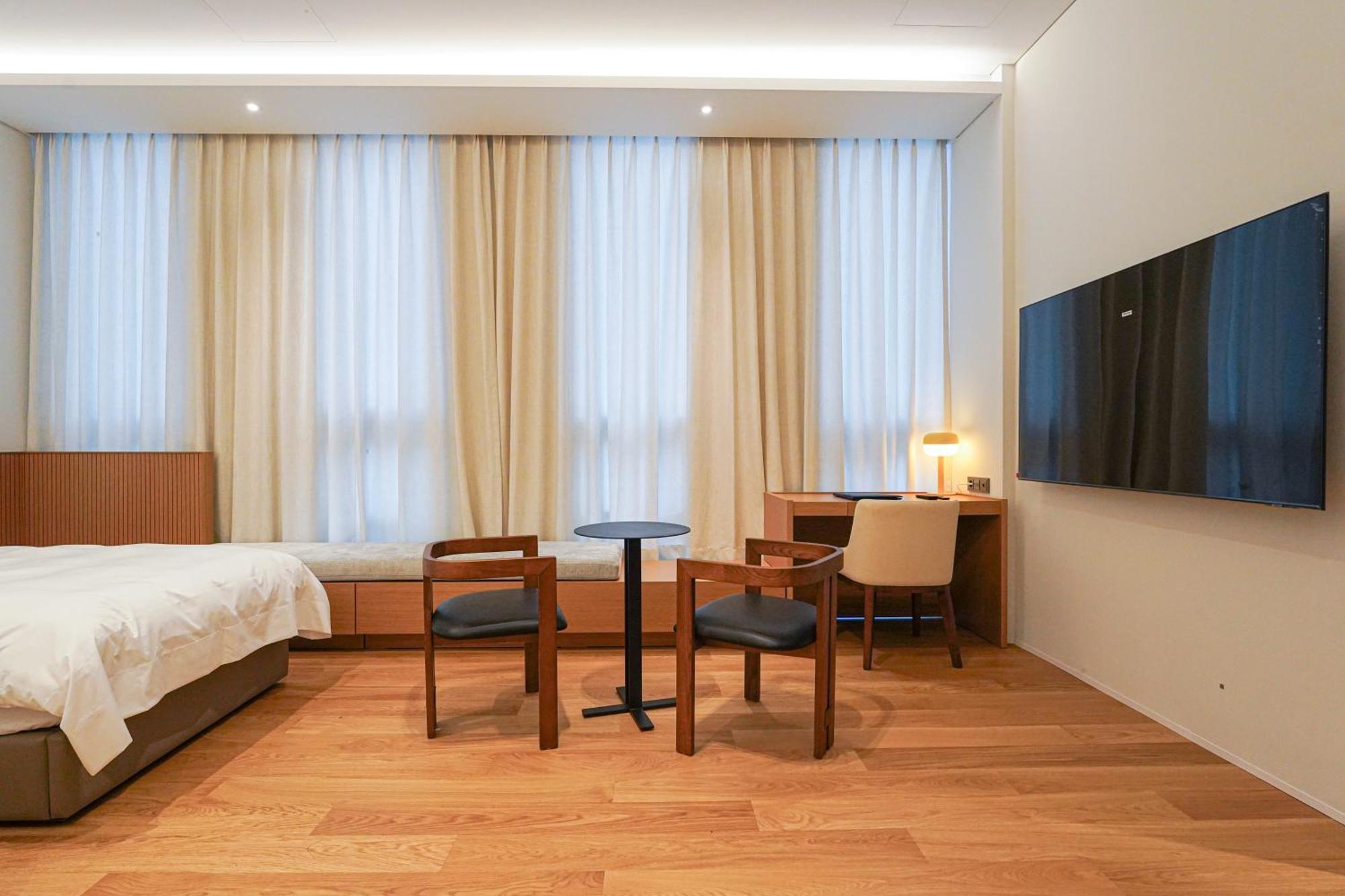 Hotel Ground27 Пусан Екстериор снимка