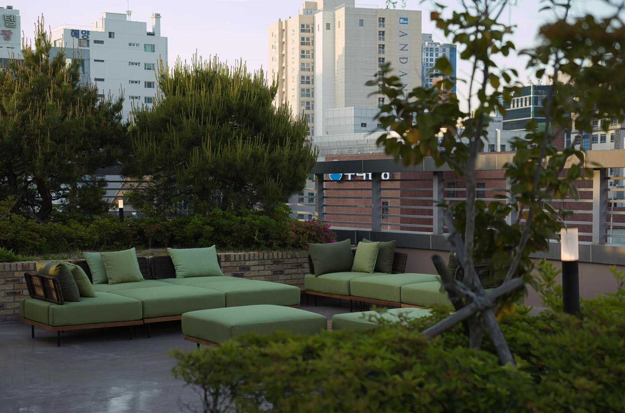 Hotel Ground27 Пусан Екстериор снимка