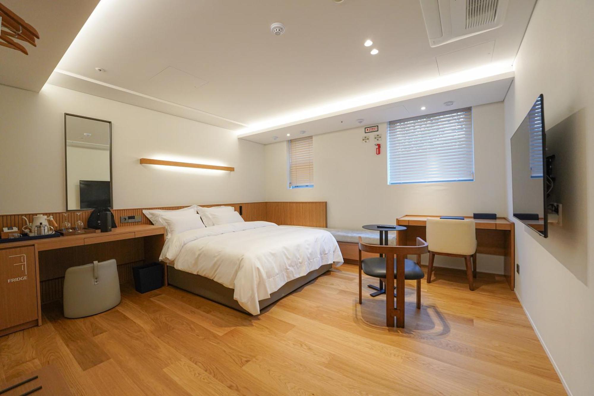Hotel Ground27 Пусан Екстериор снимка